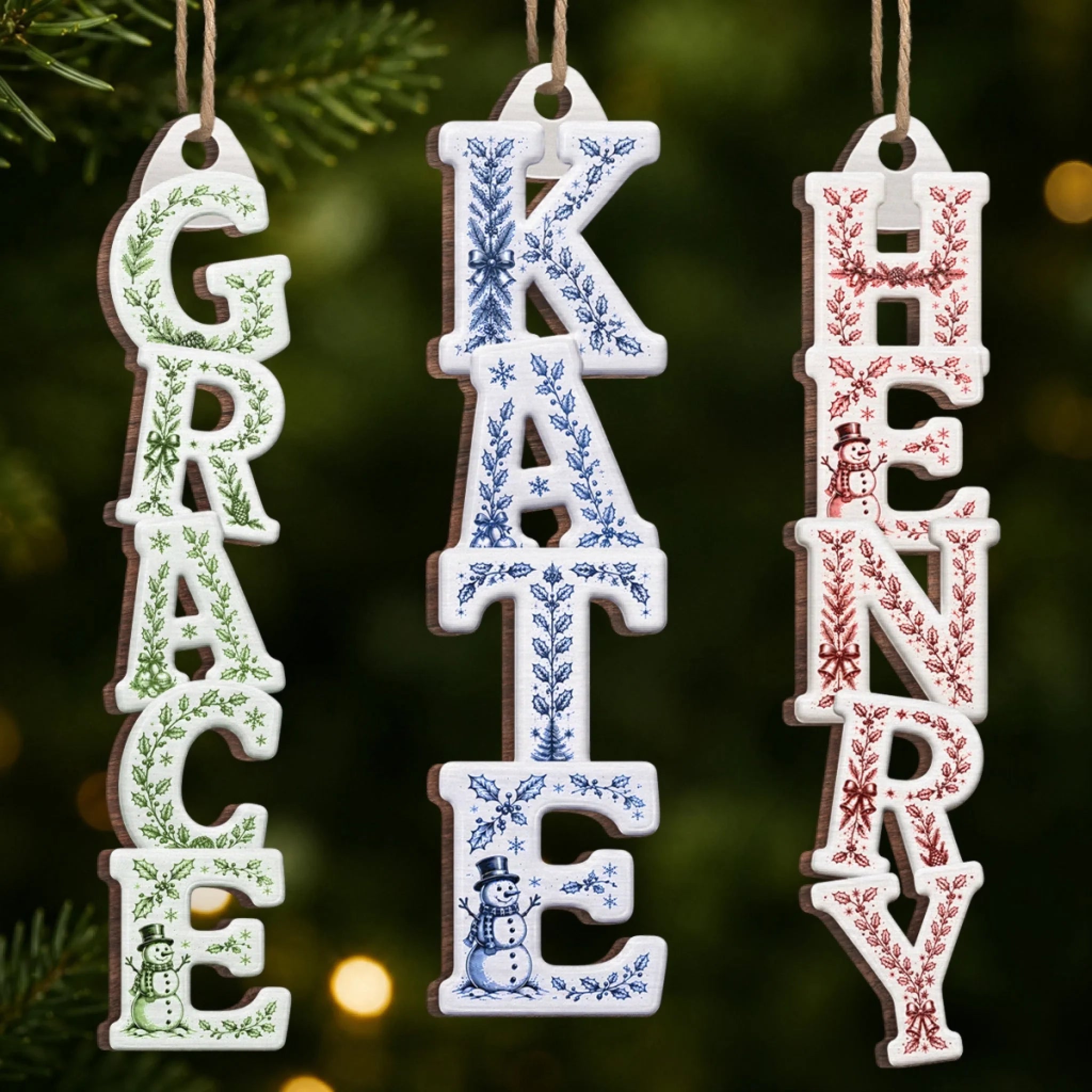 Custom Letter Wooden Ornament, Personalized Christmas Birthday Gift for Mom, Dad, Brother or Sister