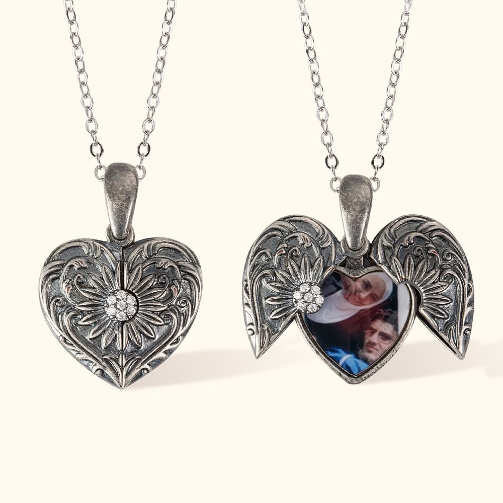 Personalized Vintage Heart Wings Photo Necklace with Zircon Valentine's Day Anniversary Gift for Women